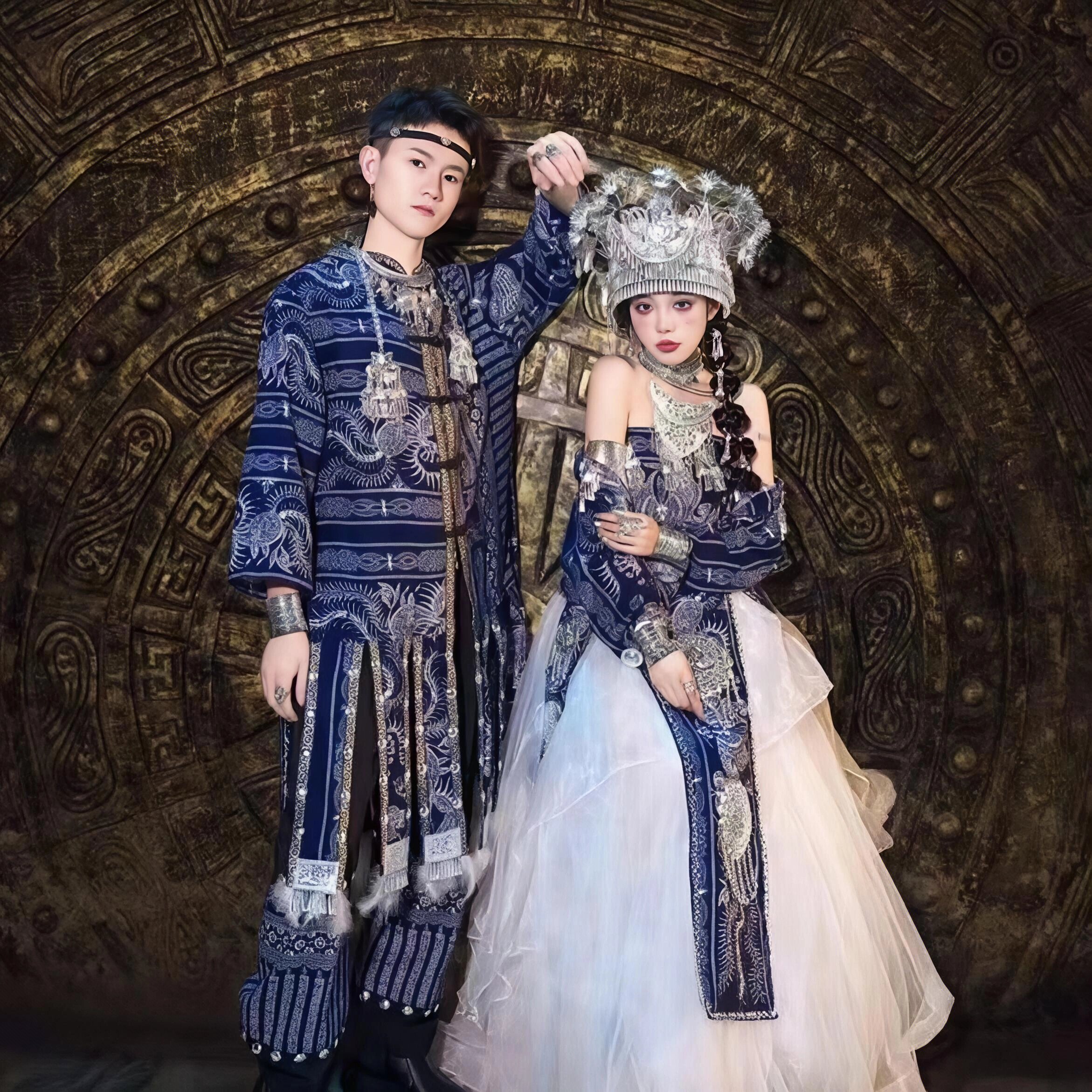 新款苗疆情侣蜡染苗族服装女苗寨土家族民族风情侣写真舞台演出服