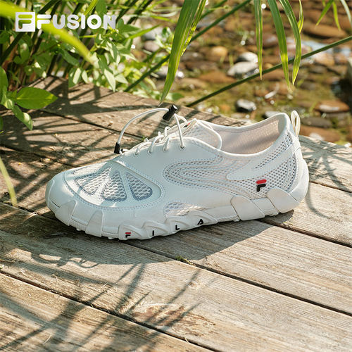 FILAFUSION斐乐女士薄底鞋