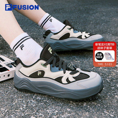 FILAFUSION斐乐男士面包板鞋