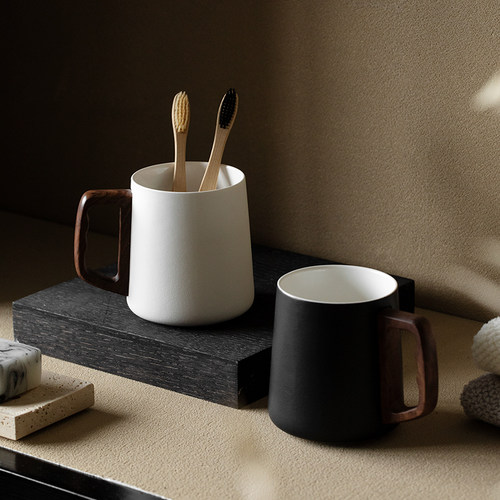 北欧风胡桃木手柄陶瓷漱口杯酒店民宿浴室漱口杯托盘套装情侣家用
