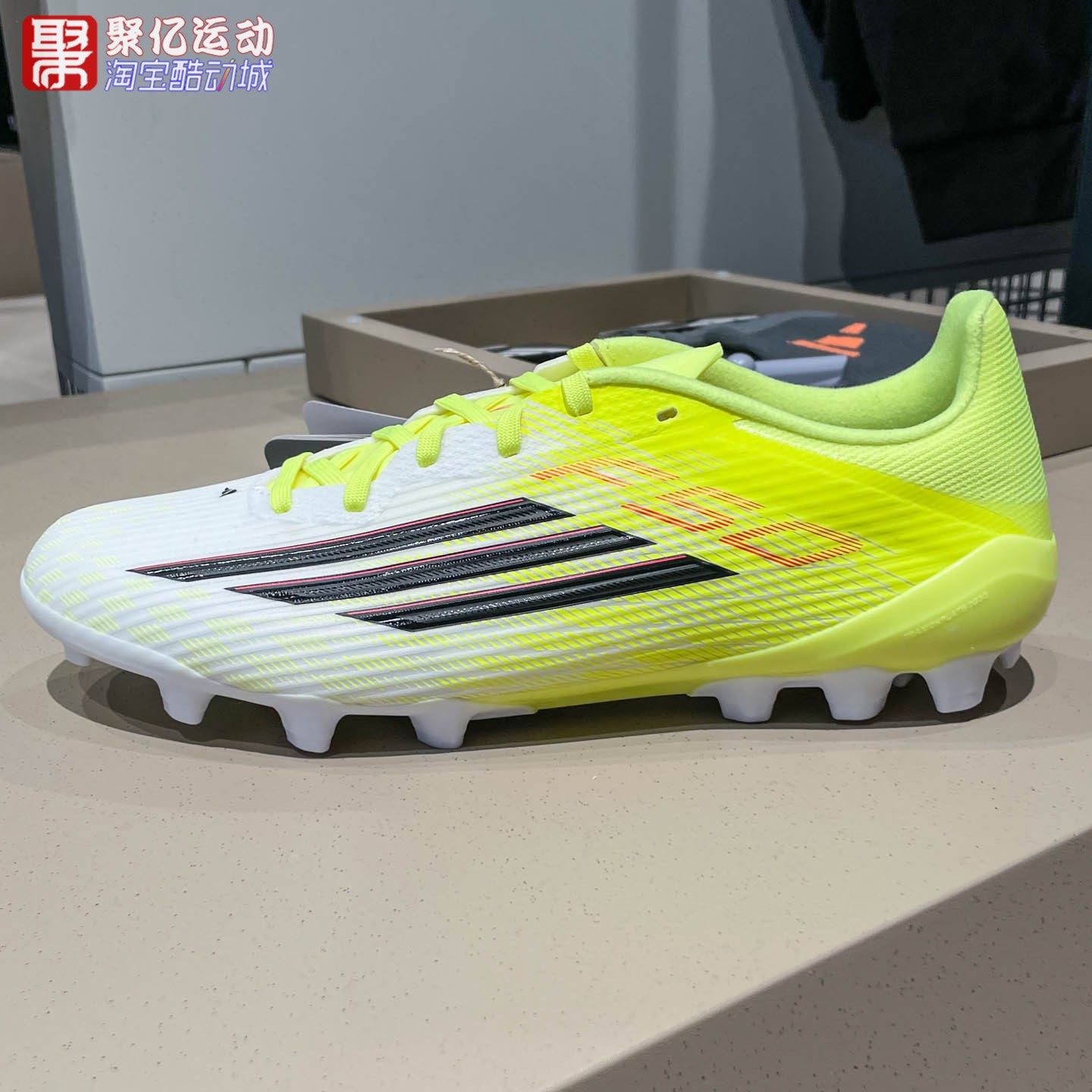 Adidas阿迪达斯男子2026春季运动训练AG短钉耐磨防滑足球鞋JQ1486,运动鞋new,足球鞋,淘宝优惠券,粉丝福利购,淘宝优惠卷