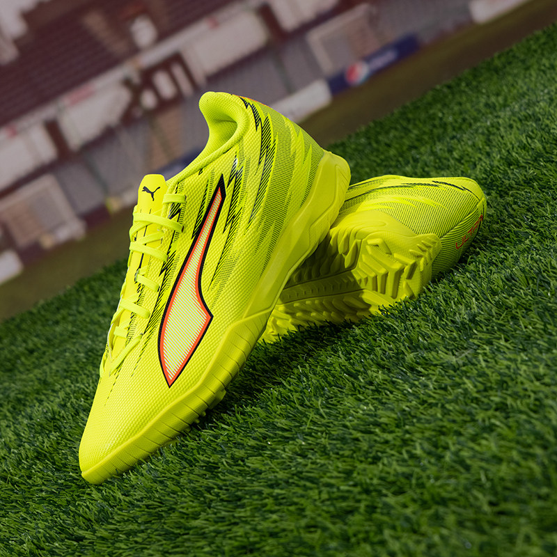 Puma彪马2026春男女同款人造草坪TT碎钉耐磨低帮足球鞋 108987-01