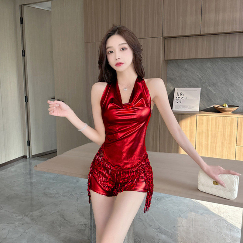 性感女装低胸纯欲露背夜蹦迪金属纯紧身挂脖流苏吊带短裙裤两件套