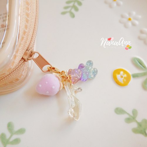 原创日本进口草莓糖果小熊高跟鞋挂件珠光甜美植绒保色手帐拉链扣