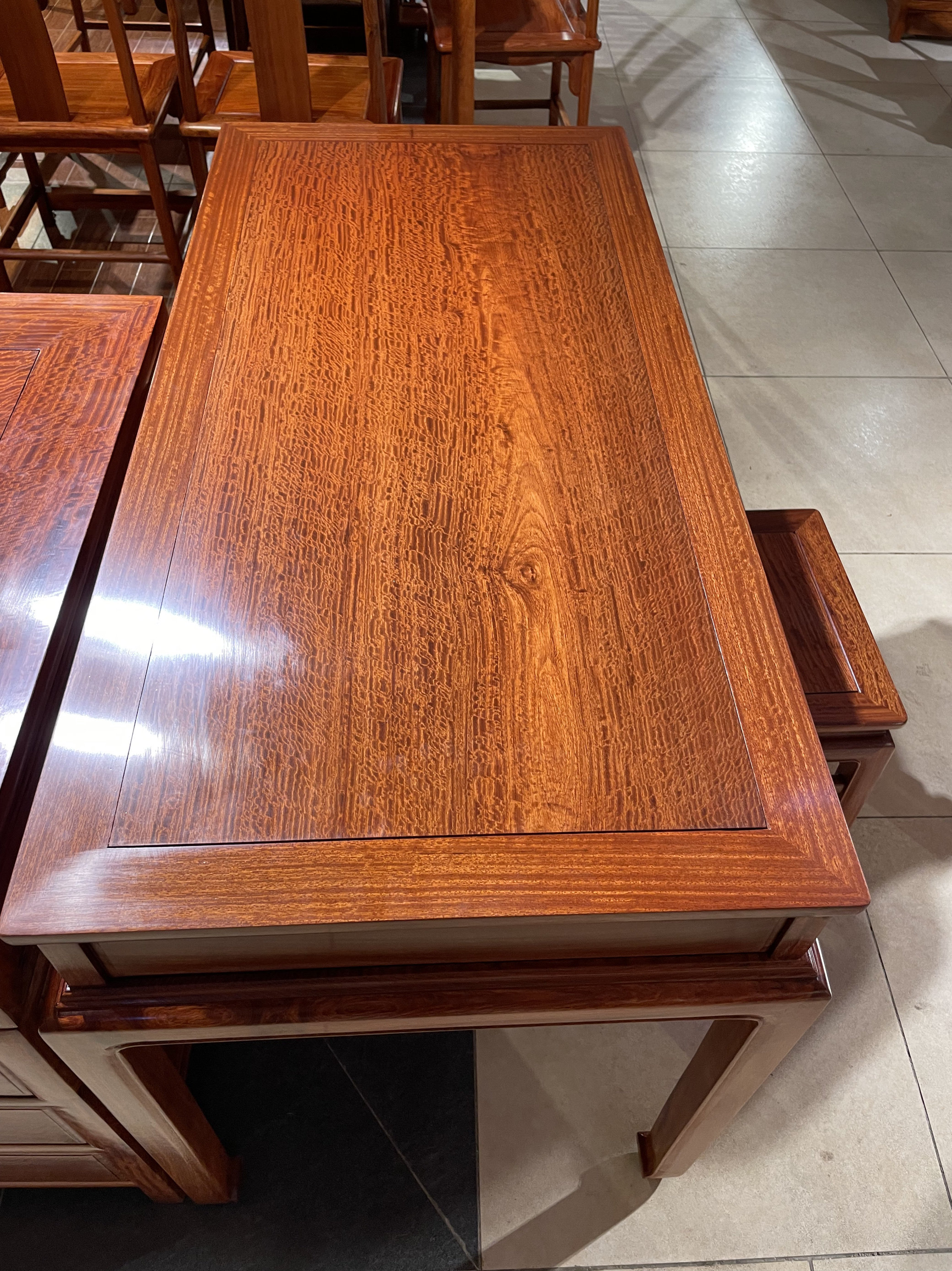 大果紫檀满水波纹写字桌缅甸花梨红木小桌子独板马蹄腿状元桌