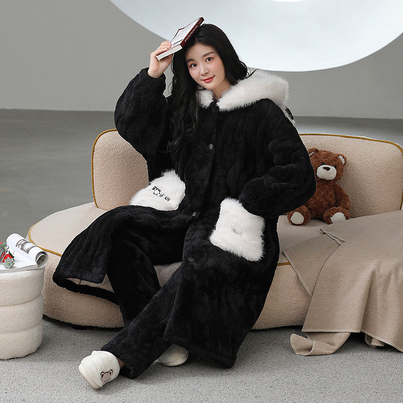 珊瑚绒睡袍冬款女加绒加厚睡衣2025新款三层夹棉袄浴袍家居服套装