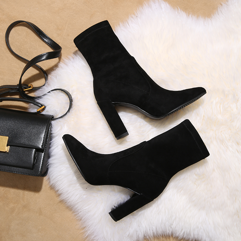 香港SW高跟鞋短靴女春秋2025新款尖头粗跟包腿弹力袜靴短筒瘦瘦靴