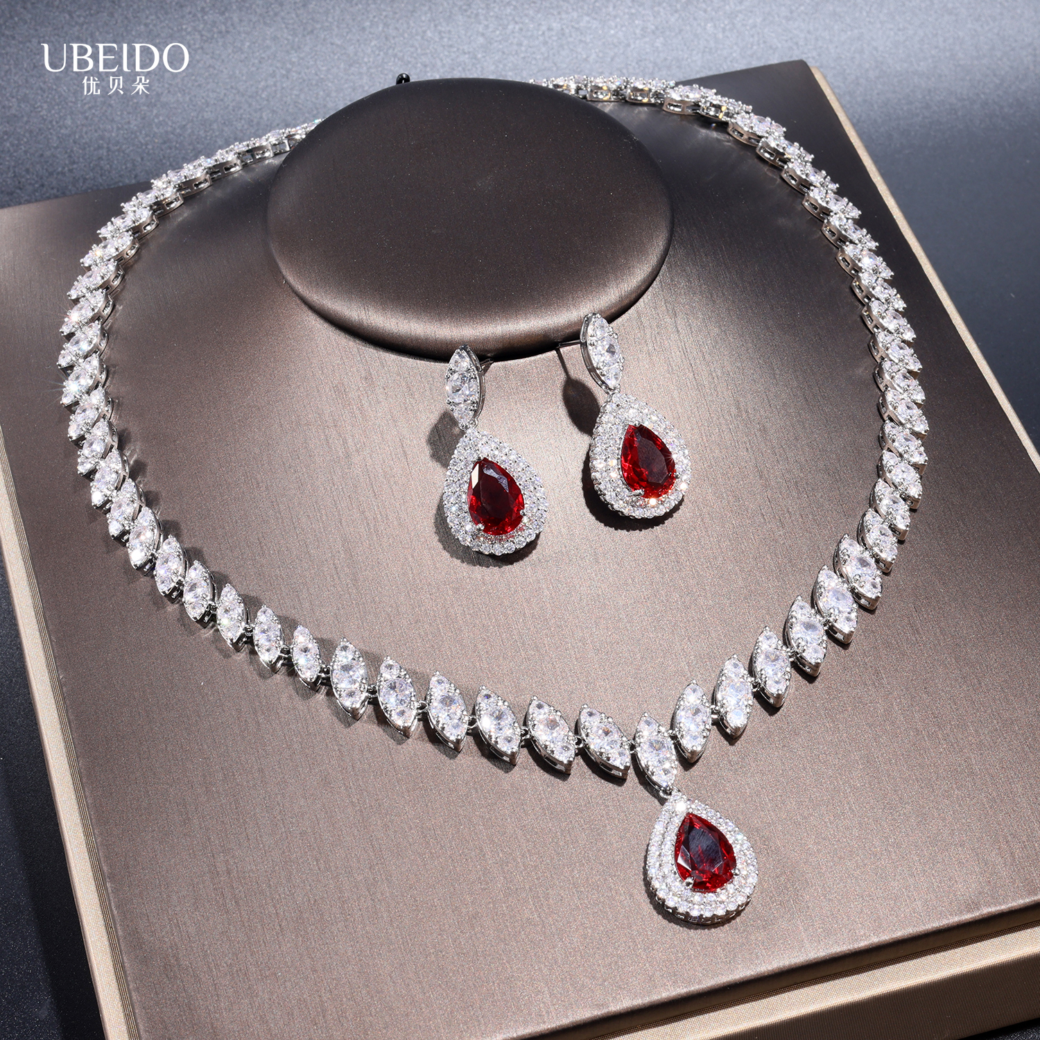 2025新款新娘锆石水滴项链耳环