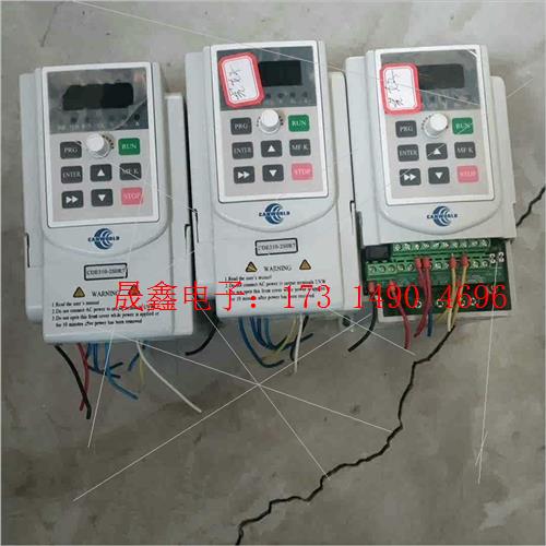 康沃变额器CDE310-2S0R7/220V变频器,,【询价产品】