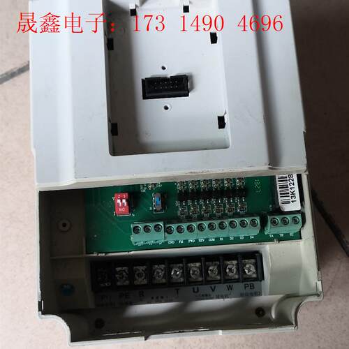 德力西变频器CDI9100-SI2R2T2 2.2KW 22【询价产品】