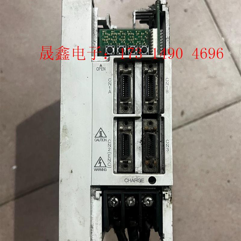 三菱驱动器MR-J2S-100A 拍照,外壳破损,当配件【询价产品】