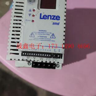 公可故意破坏伦茨变频器一台 型号 询价产品 外壳有破损如图