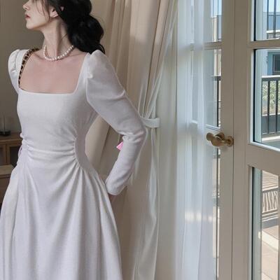 御姐方领白色a字连衣裙女