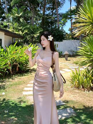 法式缎面吊带连衣裙子女夏季高级感收腰显瘦露背气质生日礼服长裙