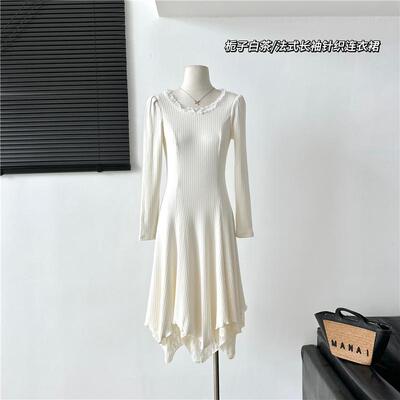 栀子白茶法式长袖针织连衣裙