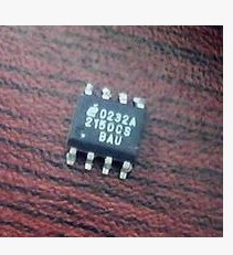 贴片IC EL2150CS EL2150 单电源钳位运算放大器芯片 SOP-8封装