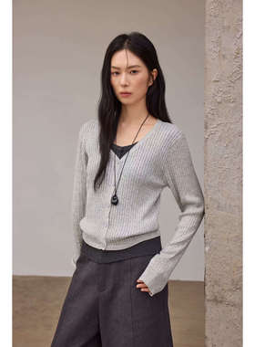 RN春季叠穿假两件针织衫女2025年韩系新款显瘦V领毛衣外套打底衫