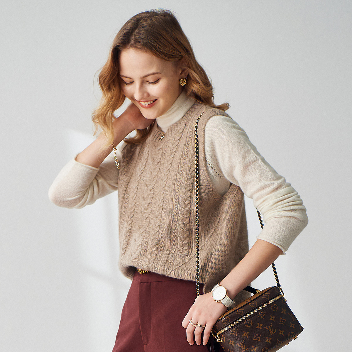 无袖纯羊绒马甲宽松圆领针织衫