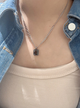 饰尚e族几何方形黑色锆石吊坠项链女复古时尚感恶性嘻哈锁