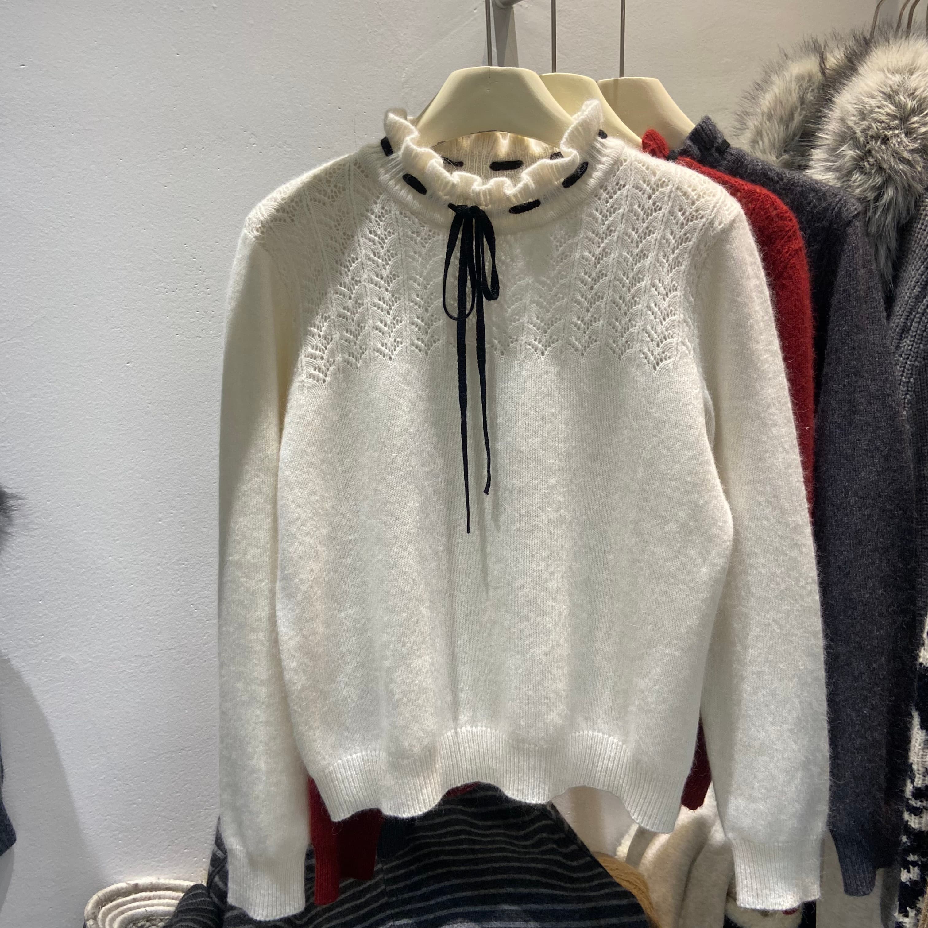 洋气木耳花边蝴蝶结羊毛针织衫潮