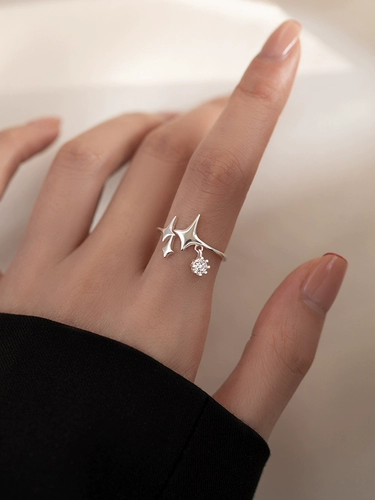 Кольцо с кисточками, серебро 925 пробы, коллекция 2022, на указательный палец