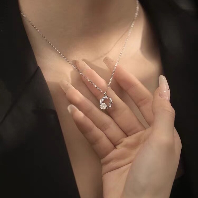 925纯银玫瑰花环吊坠项链女锁骨链气质轻奢高级感小众个性