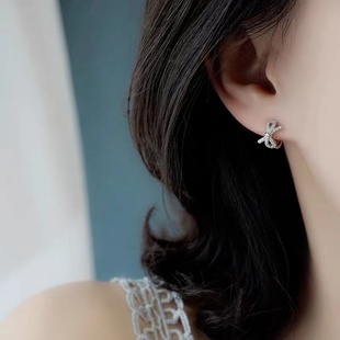 精致蝴蝶结圆圈耳环女2021年新款潮韩国气质网红耳扣耳饰品