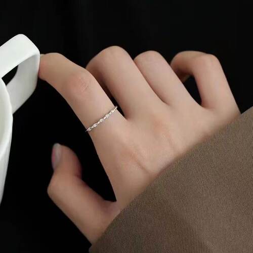 s925纯银2026款闪钻戒指小众高级感食指戒尾戒女轻奢素圈开口戒