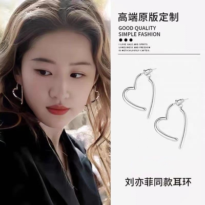 925银爱心耳环2025新款轻奢小众高级耳钉女爆款气质耳饰