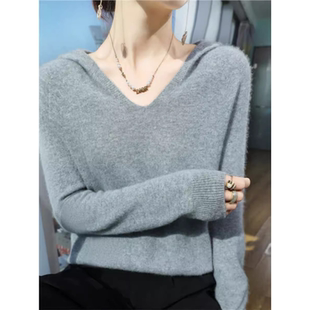 简约气质连帽针织衫女宽松洋气休闲带帽毛衣配大衣薄款卫衣打底衫