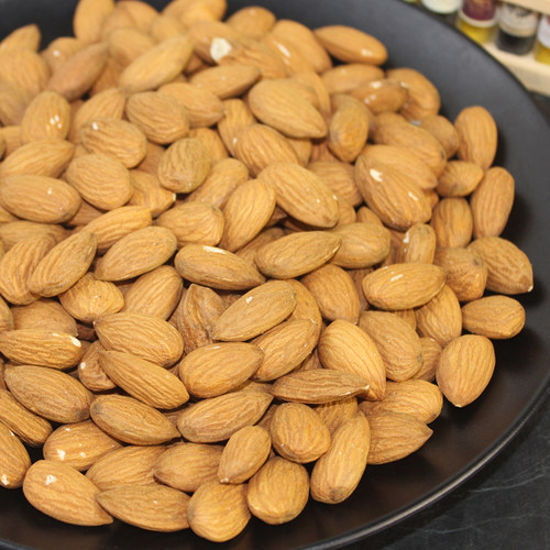 现货杏仁粒 整粒美国金山扁桃仁整粒 大杏仁 优质烘焙原料500克装
