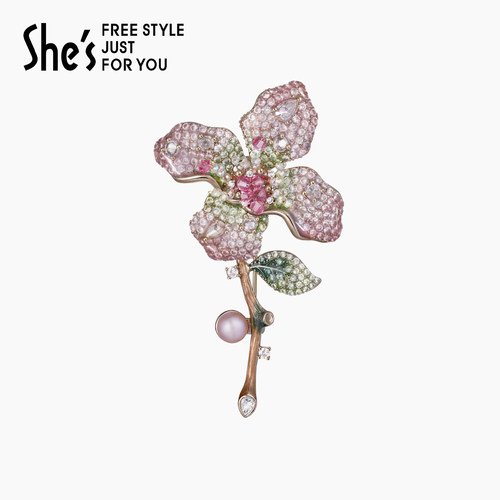 shes璀璨工艺水晶兰花花枝胸针