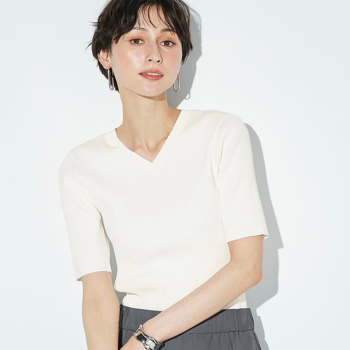 日本精品 纯色高弹曲珠罗纹织 圆领V领两面穿 五分袖套头针织衫女