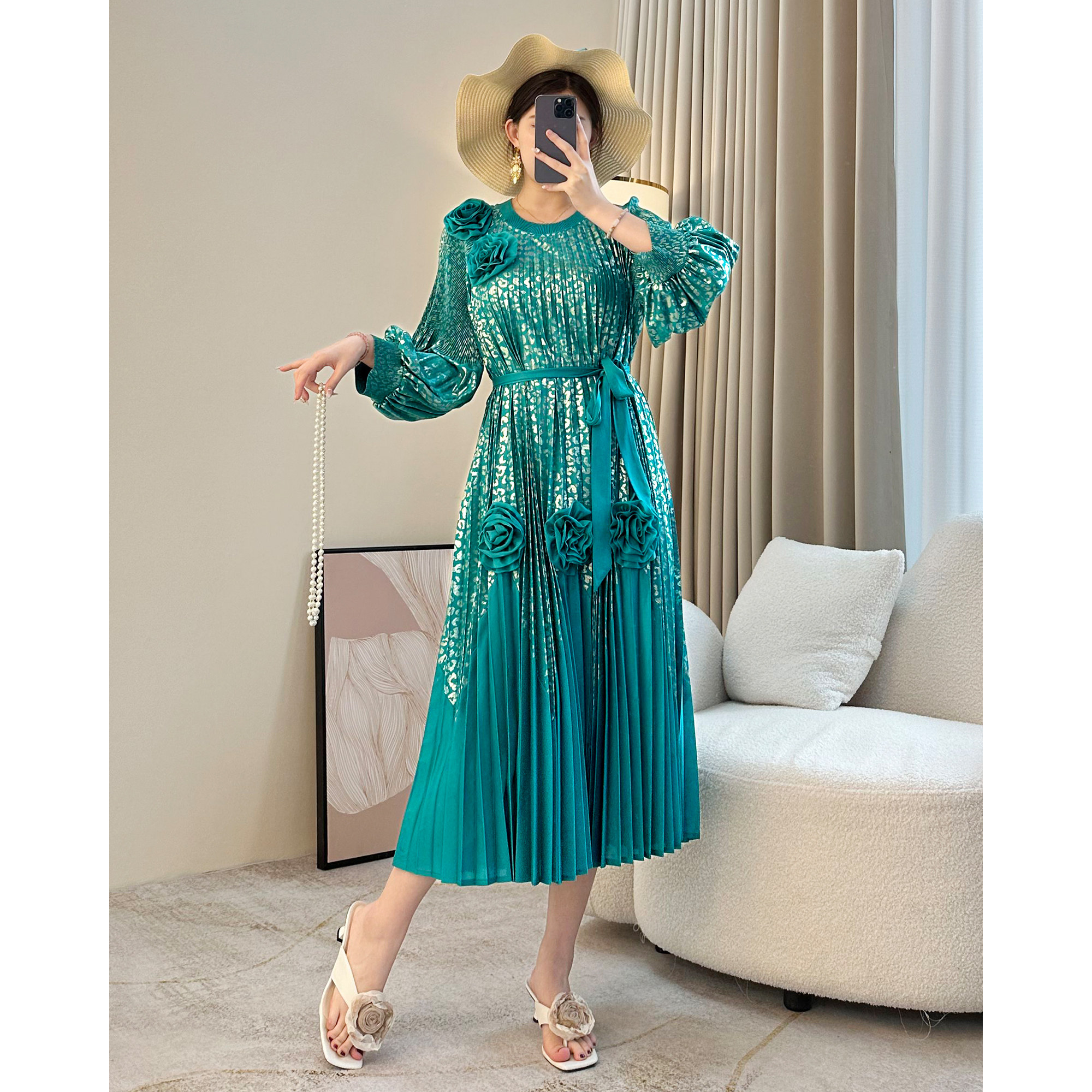 高端连衣裙新款三宅褶皱宽松女装气质名媛高级感春装洋气减龄妈妈