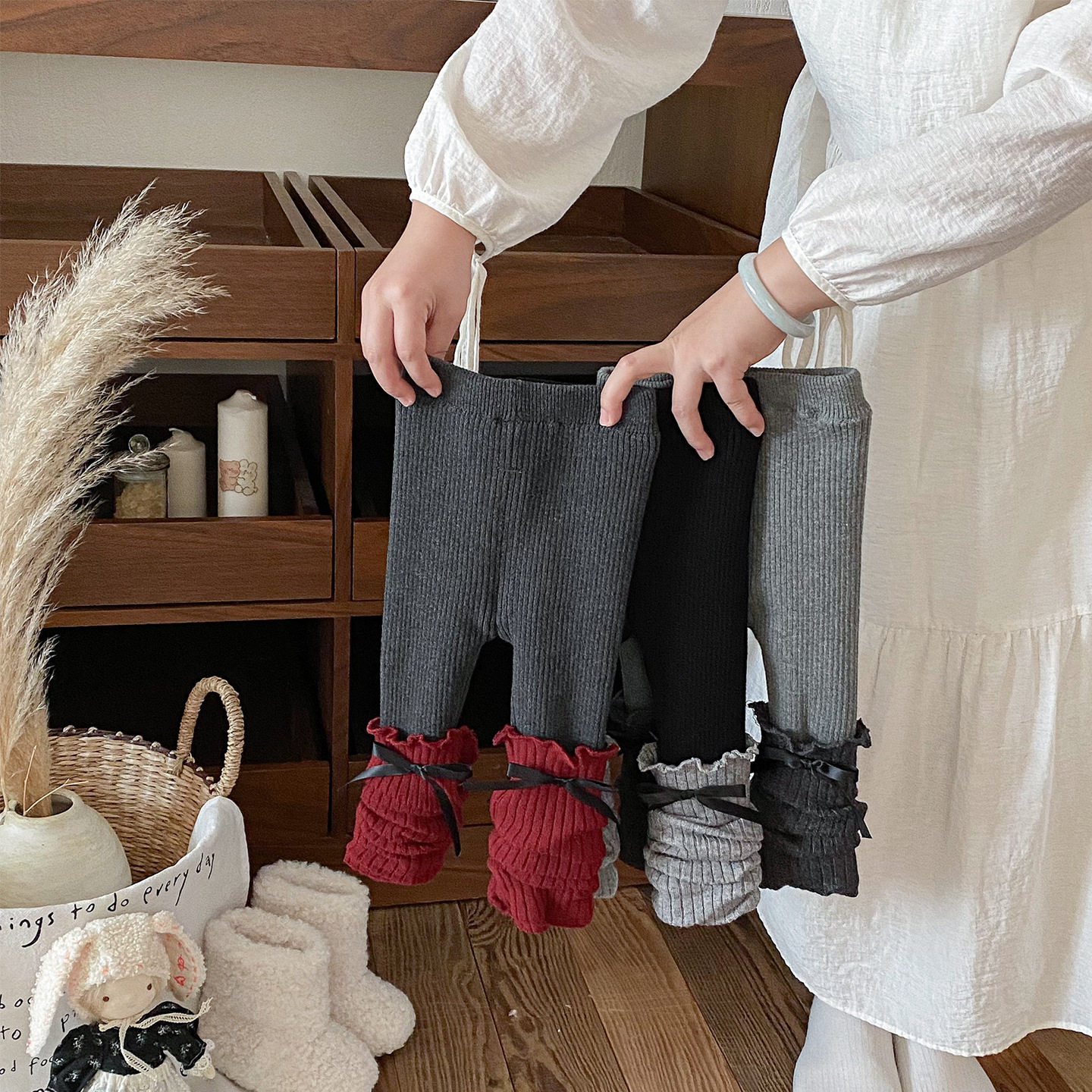 2025秋冬新款婴幼儿加绒加厚打底裤女宝宝洋气百搭堆堆袜裤子