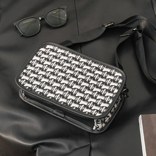 2025新款男士单肩包斜挎包男款