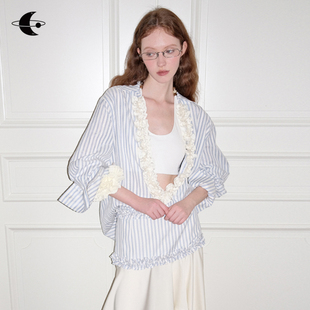 小众宽松条纹上衣 漫游褶光设计感大V领荷叶边衬衫 卢昱晓同款