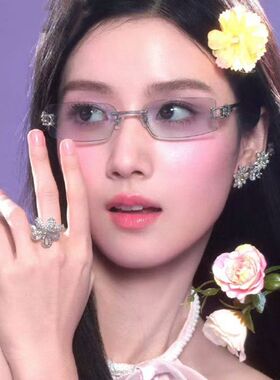 卢昱晓同款金属无框镂空墨镜