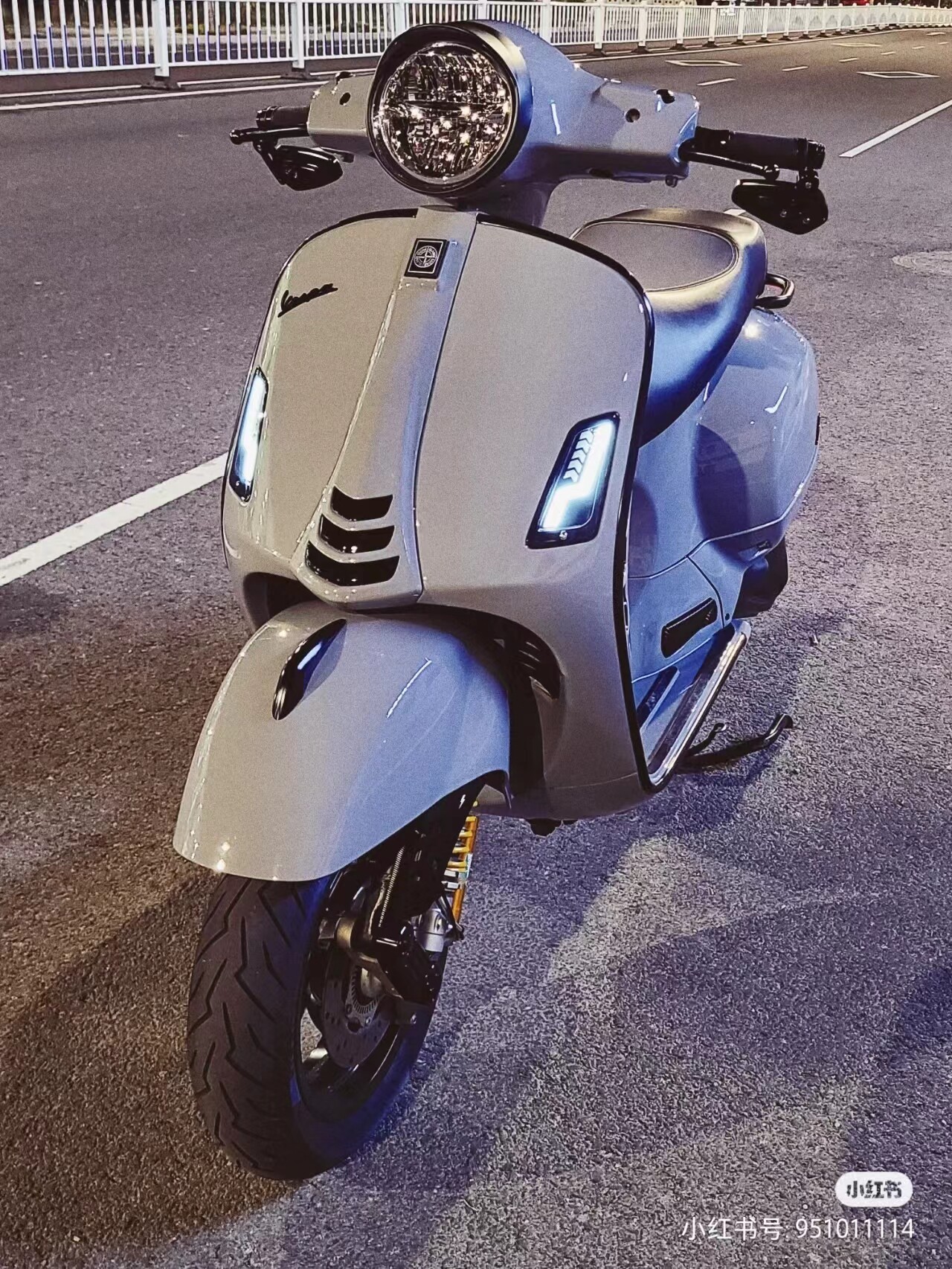 vespa gts300黑化