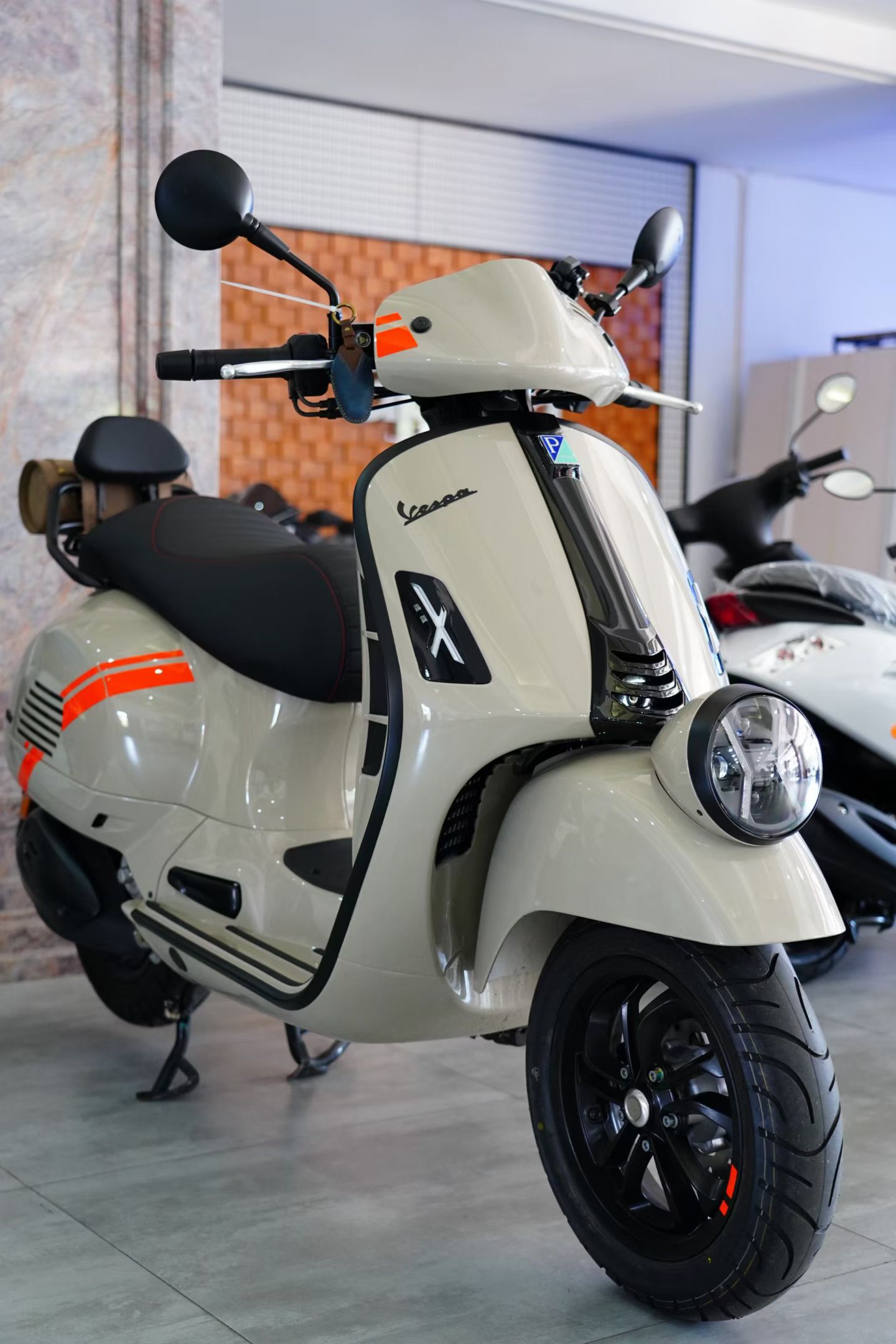 Vespa24-26新款GTV300改装透镜大灯台湾koso尾灯国产x转向灯
