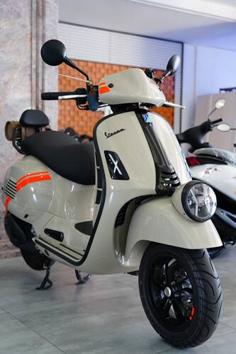 Vespa24-26新款GTV300改装透镜大灯台湾koso尾灯国产x转向灯