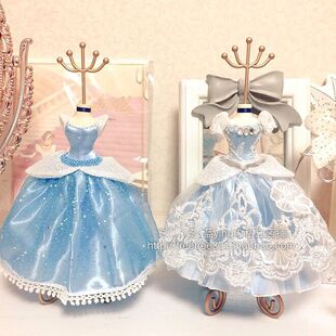 现货日本Disney迪士尼Cinderella灰姑娘绝版公主裙项链首饰架摆件
