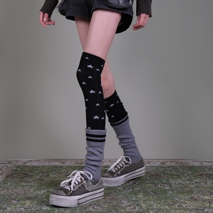 搭灰条堆堆袜小腿 街头叠穿潮酷风 西岭 黑底银星过膝袜女