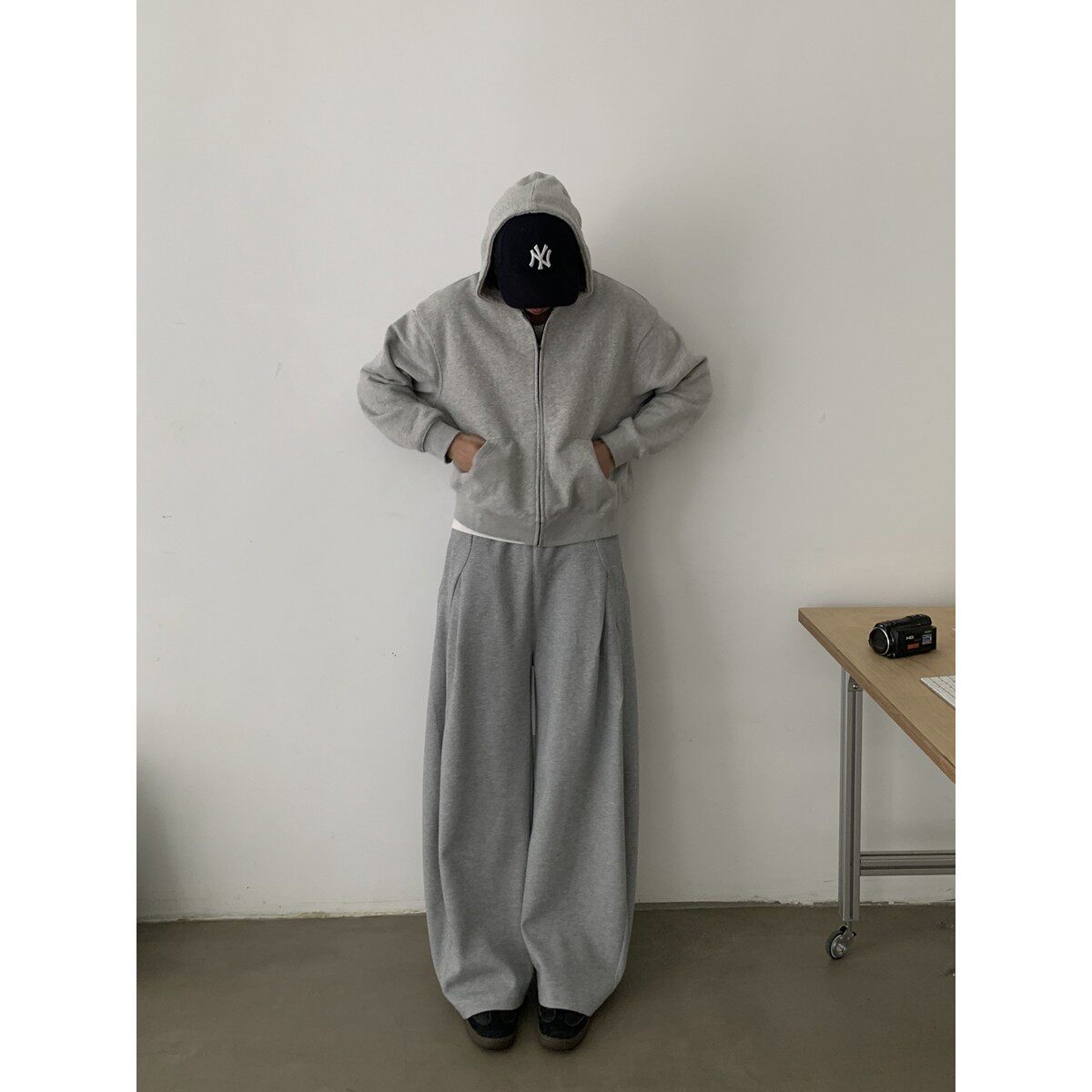 thumbnail for INKNOTS American vintage structure cut fleece cutlass sweatpants for men and women loose casual straight sweatpants trendy