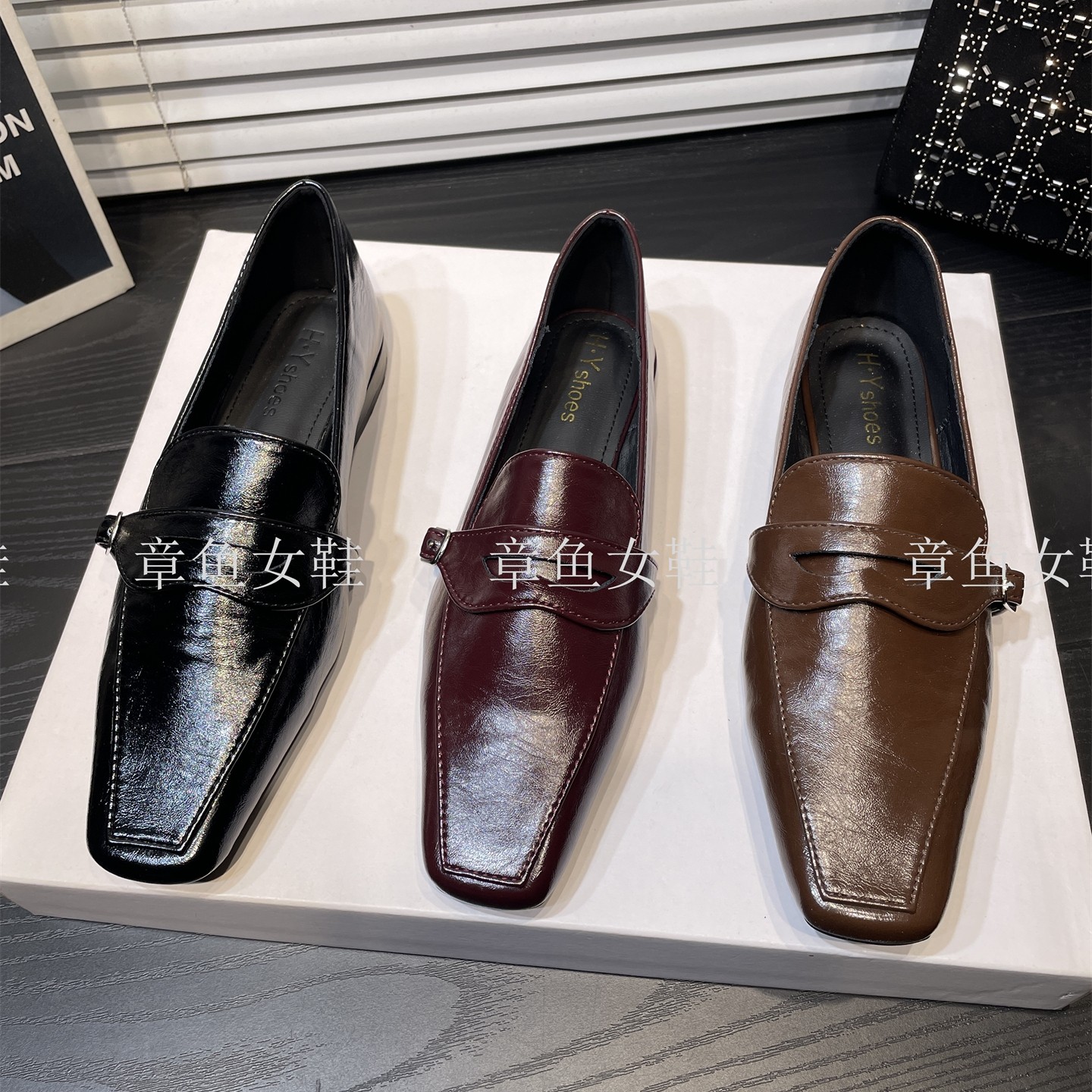 法式复古方头粗跟深口单鞋女新款小众设计感皮带扣一脚蹬乐福鞋,女鞋,深口单鞋,淘宝优惠券,粉丝福利购,淘宝优惠卷