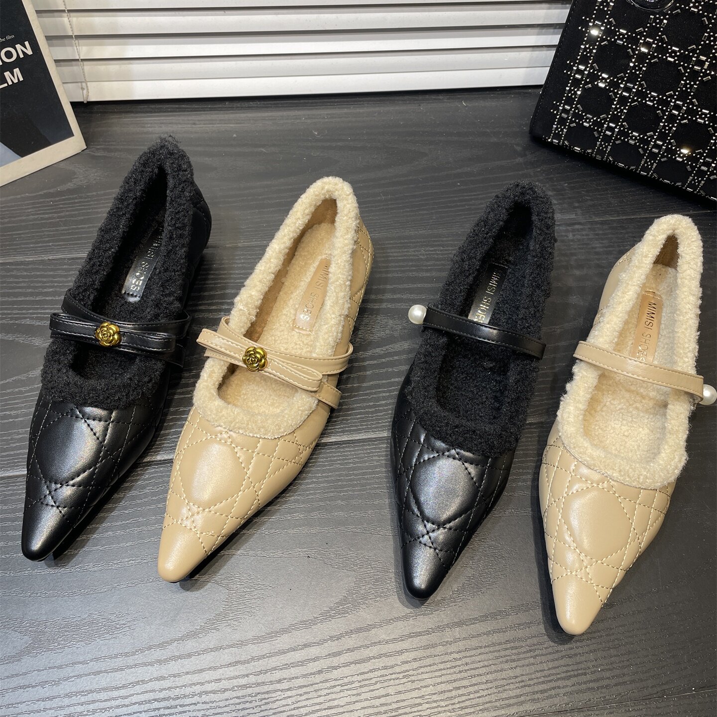 法式加绒山茶花粗跟尖头单鞋女羊羔毛低跟瓢鞋珍珠一字玛丽珍女鞋,女鞋,玛丽珍鞋,淘宝优惠券,粉丝福利购,淘宝优惠卷