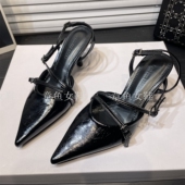 显瘦气质单鞋 女尖头细跟后绊带性感高跟鞋 皮带扣包头凉鞋 2026法式