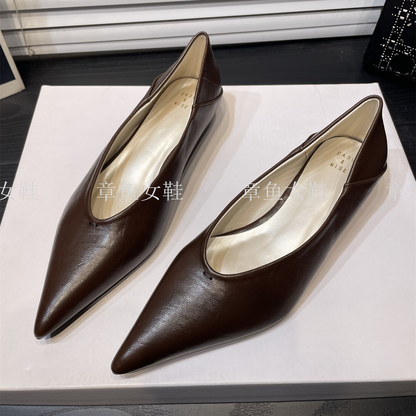 法式尖头浅口单鞋女2026新款百搭猫跟气质通勤鞋不累脚一脚蹬瓢鞋,女鞋,浅口单鞋,淘宝优惠券,粉丝福利购,淘宝优惠卷