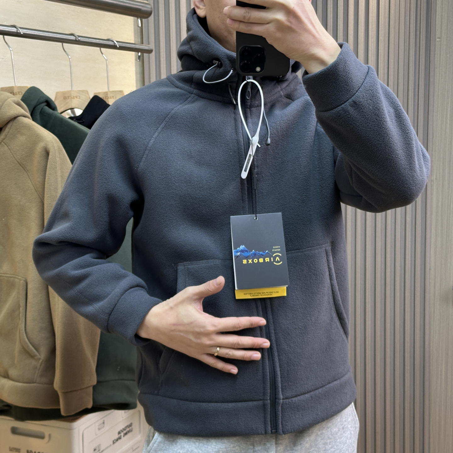 双面摇粒绒连帽外套休闲夹克男