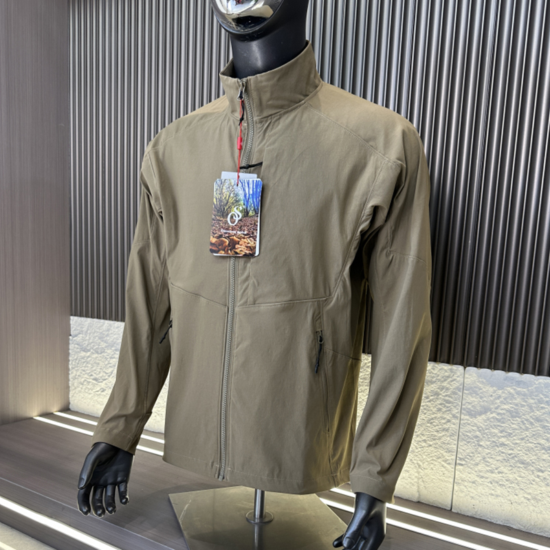 休闲立领水洗软壳防风夹克外套